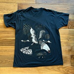 Vtg 89 Robert Walton Eagle T. Single stitch